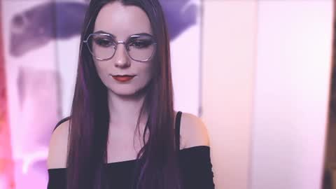 Elizabeth online show from 24, 1, 2025