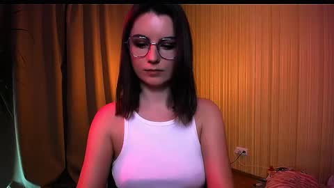 Elizabeth online show from 26, 11, 2025