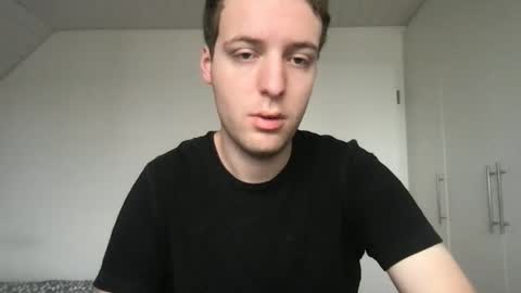 Snapshot of toohottobetrue21 chatting on 7, 11, 2025 Max online show from 7, 11, 2025