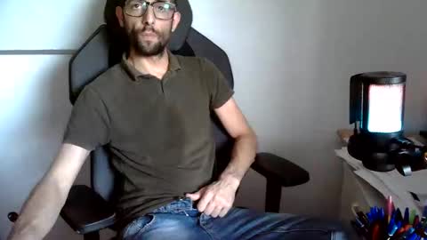 Snapshot of topg84 chatting on 9, 6, 2026 Topg84 online show from 9, 6, 2026