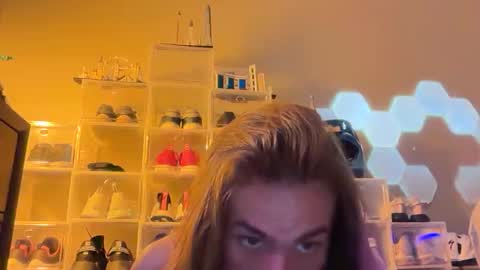 topherhopkins744 online show from 20, 3, 2026