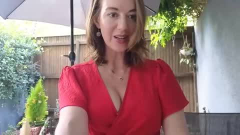 Topsy online show from 23, 12, 2025