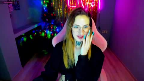 Snapshot of tora_20 chatting on 9, 1, 2025 tora online show from 9, 1, 2025