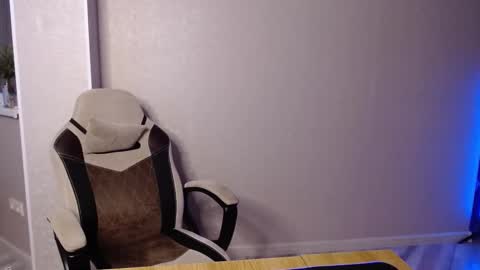 Glebaty online show from 23, 2, 2025