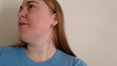 Snapshot of tori_blond chatting on 7, 3, 2025 tori_blond online show from 7, 3, 2025