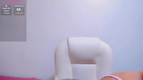 Tori Gaviria online show from 1, 5, 2026