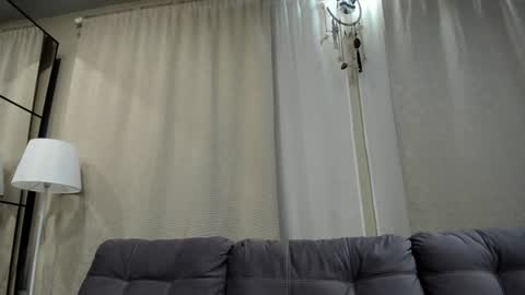         online show from 15, 12, 2024