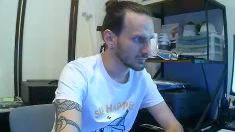 Snapshot of tornado2156 chatting on 6, 1, 2026 Tornado2156 online show from 6, 1, 2026