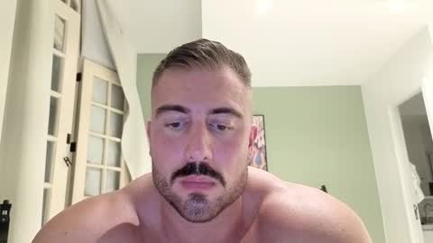 Snapshot of toro_arrapato chatting on 12, 1, 2026 toro_arrapato online show from 12, 1, 2026