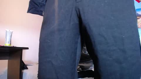 Snapshot of toro_hot chatting on 14, 2, 2025 Toro online show from 14, 2, 2025