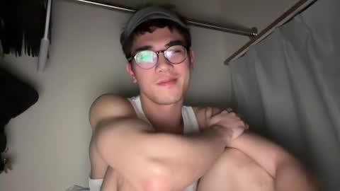 Snapshot of toshikaro0 chatting on 11, 2, 2025 Karo online show from 11, 2, 2025