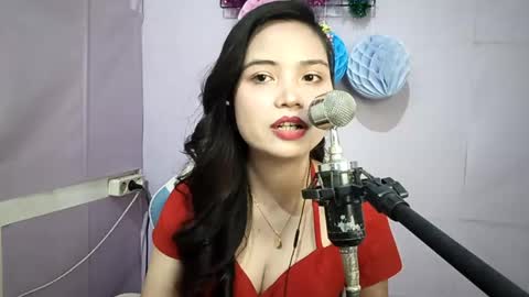 Snapshot of toshikoseaforth chatting on 26, 5, 2026 Emma online show from 26, 5, 2026