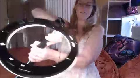 Snapshot of total_aussie_milfs chatting on 15, 9, 2025 Milly online show from 15, 9, 2025