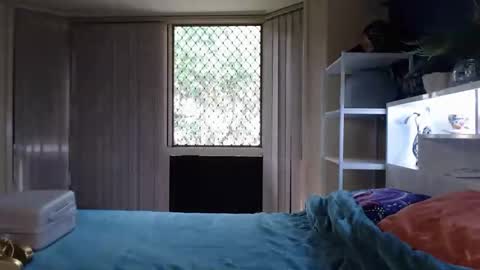 Snapshot of total_aussie_milfs chatting on 9, 10, 2025 Milly online show from 9, 10, 2025