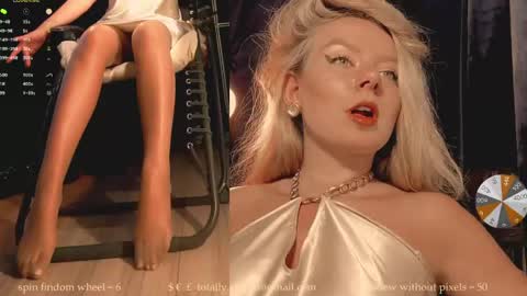 Snapshot of totally_spy chatting on 30, 5, 2026 Madam Viktoria Vacation in Portugal 2811 - 0412 online show from 30, 5, 2026