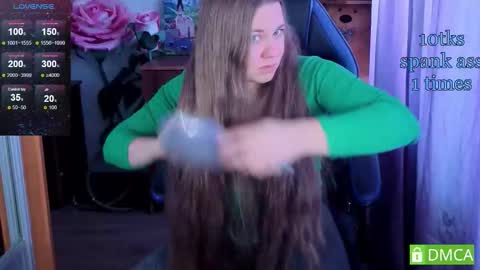 Snapshot of touch_m3 chatting on 21, 9, 2025 online show from 21, 9, 2025