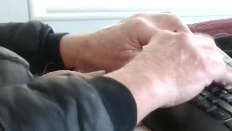 Snapshot of touchmerighthere chatting on 19, 1, 2025 Jim online show from 19, 1, 2025