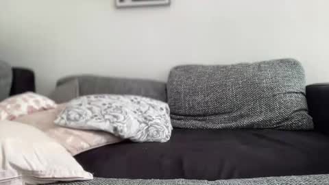 toulalan1992 online show from 30, 10, 2025