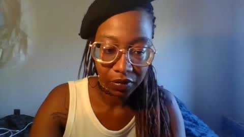 Snapshot of toxic_excotic6969 chatting on 28, 11, 2025 naughteacher2001 online show from 28, 11, 2025