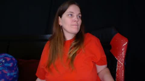 Lilly Miss Mistress Goddess Maam Queen Boss online show from 19, 4, 2026