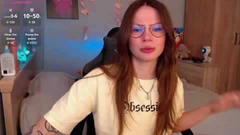Snapshot of toxkiss chatting on 4, 6, 2026 toxkiss online show from 4, 6, 2026