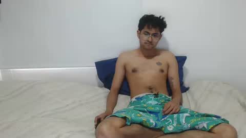 Snapshot of toy_sweet chatting on 5, 10, 2025 Xander online show from 5, 10, 2025