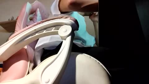 Snapshot of toyboysquirt chatting on 16, 12, 2025 toyboysquirt online show from 16, 12, 2025