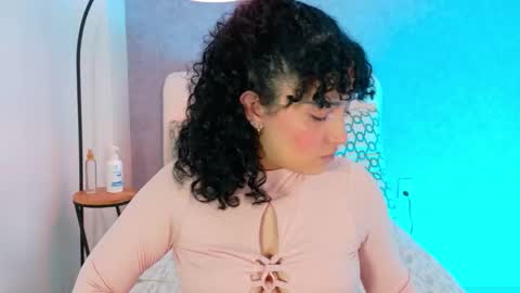 tracielowe_w online show from 12, 10, 2025