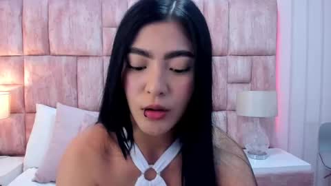 Snapshot of tracy_daniels chatting on 6, 10, 2025 Tracy Daniels online show from 6, 10, 2025