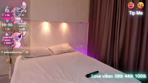 Snapshot of tracy_tay1or chatting on 5, 3, 2025 Tracy GMT2 Mon 3 AM - 4 PM Tue 3 AM - 4 PM Wed 3 AM - 4 PM Thur 3 AM - 4 PM Fri 3 AM - 4 PM online show from 5, 3, 2025