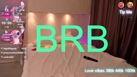 Snapshot of tracy_tay1or chatting on 9, 3, 2025 Tracy GMT2 Mon 3 AM - 4 PM Tue 3 AM - 4 PM Wed 3 AM - 4 PM Thur 3 AM - 4 PM Fri 3 AM - 4 PM online show from 9, 3, 2025