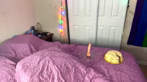 TransDomme Omi online show from 31, 12, 2024