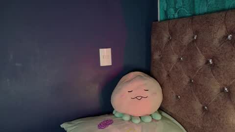 Snapshot of transgirlcol chatting on 7, 1, 2026 transgirlcol online show from 7, 1, 2026