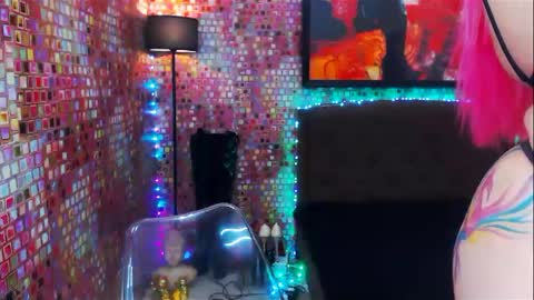 Snapshot of transplayfullolivia chatting on 8, 2, 2025 KYLIE BELLA  TS online show from 8, 2, 2025