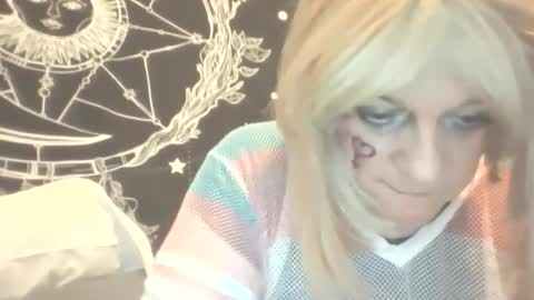 traphouseslutbunny4fun online show from 15, 12, 2024