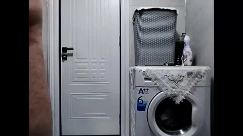 Big Head Cock online show from 21, 1, 2025