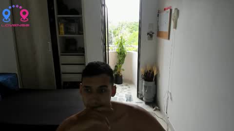 Snapshot of travis_bakerr chatting on 17, 9, 2025 travis bakerr online show from 17, 9, 2025