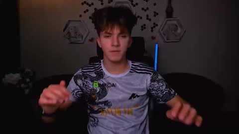 Snapshot of travis_wolf_ chatting on 20, 9, 2025 Travis online show from 20, 9, 2025