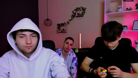 Travis online show from 15, 3, 2026