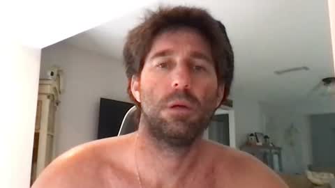 Snapshot of traviskenn chatting on 9, 11, 2025 TravisKenn online show from 9, 11, 2025