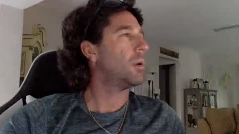 Snapshot of traviskenn chatting on 1, 3, 2026 TravisKenn online show from 1, 3, 2026