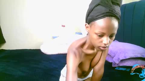 Snapshot of trazic_ chatting on 16, 10, 2025 trazic_ online show from 16, 10, 2025