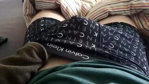 Snapshot of tree1989 chatting on 25, 10, 2025 tree1989 online show from 25, 10, 2025