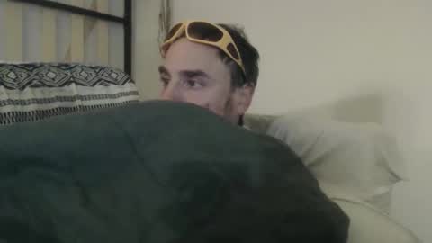 Snapshot of treehuggerhemp chatting on 13, 11, 2025 TreeHugger queer online show from 13, 11, 2025