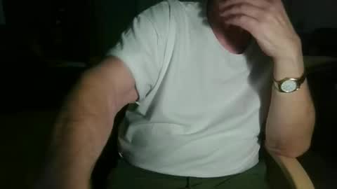 Snapshot of trekbeestje1 chatting on 28, 11, 2025 trekbeestje online show from 28, 11, 2025