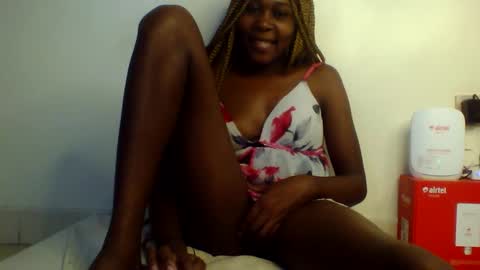 Snapshot of tresyamber chatting on 6, 6, 2026 tresyamber online show from 6, 6, 2026