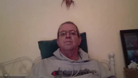 Fe-fi-fo-fum online show from 9, 3, 2026