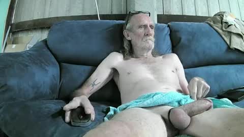 Snapshot of trevordavies802 chatting on 17, 7, 2026 trevordavies802 online show from 17, 7, 2026