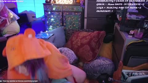 Snapshot of tricky_nymph chatting on 23, 12, 2024 Cassie online show from 23, 12, 2024