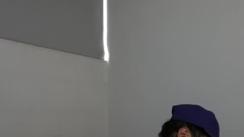 Snapshot of trieone chatting on 9, 12, 2024 - trieone online show from 9, 12, 2024